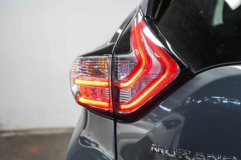 Thumbnail: 2016 Nissan Murano - 24