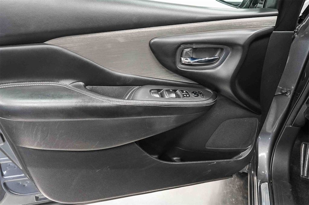 Thumbnail: 2016 Nissan Murano - 27