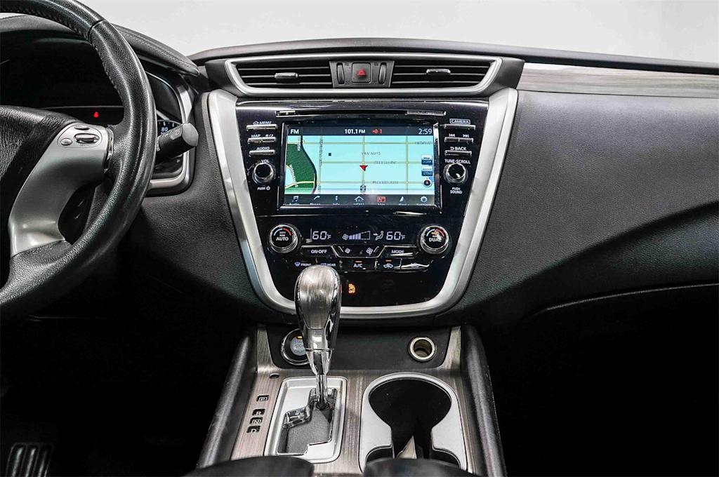 Thumbnail: 2016 Nissan Murano - 8