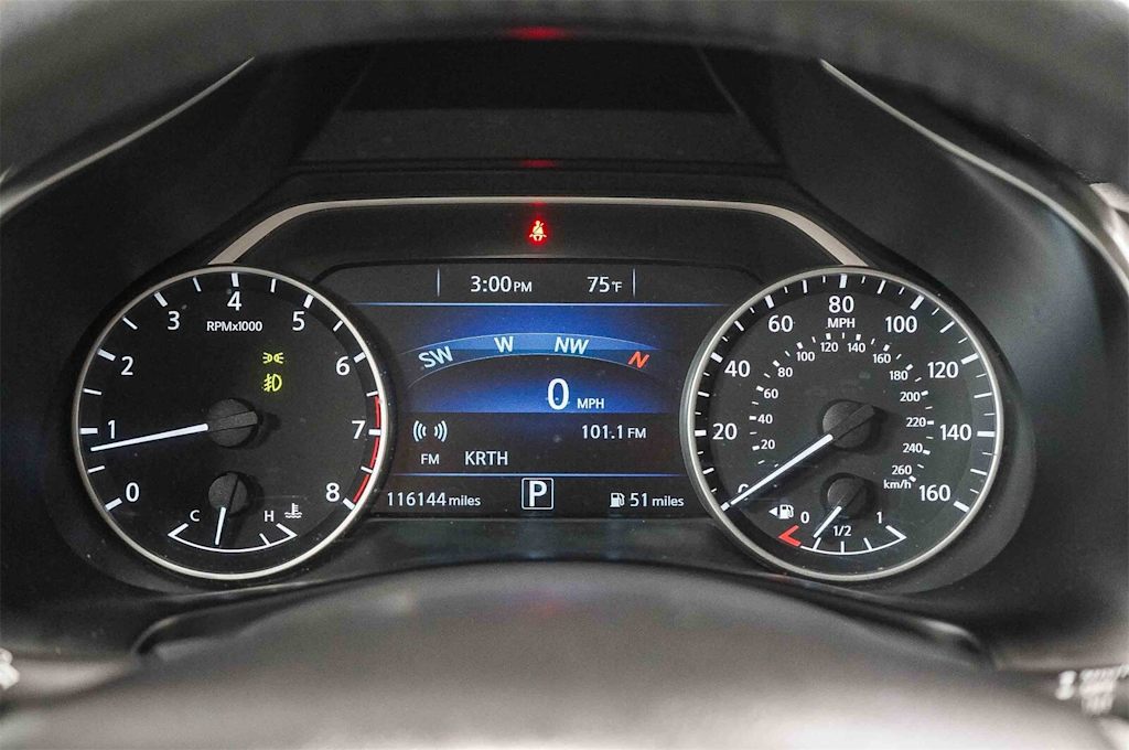 Thumbnail: 2016 Nissan Murano - 16