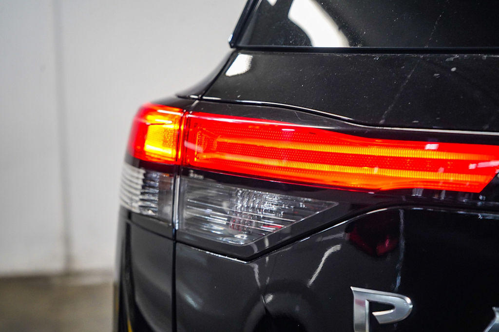 Thumbnail: 2022 Nissan Pathfinder - 20