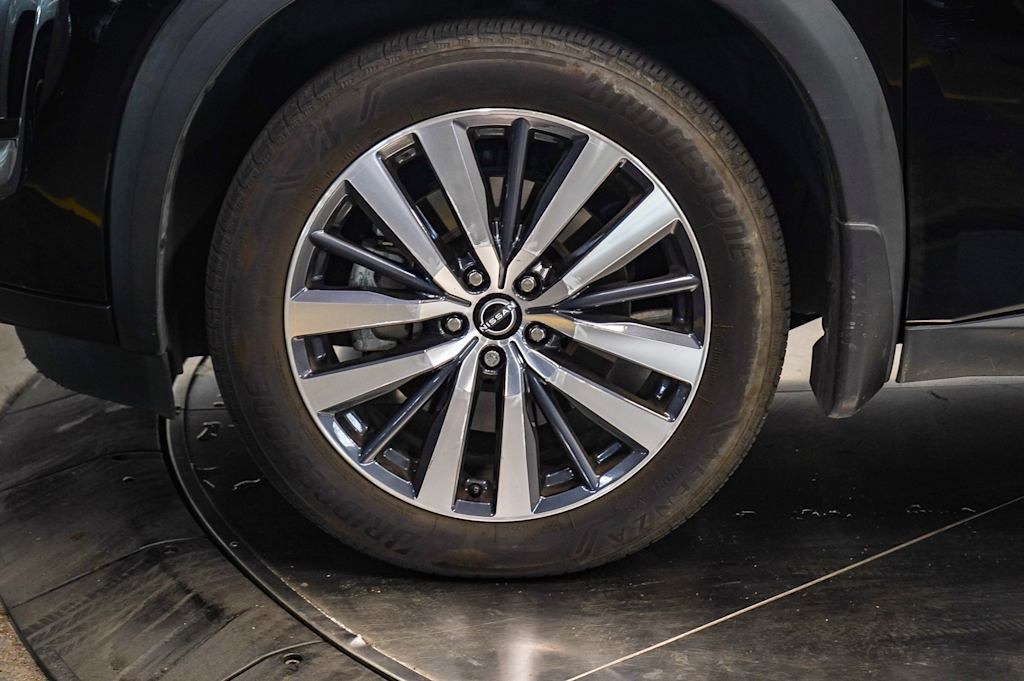 Thumbnail: 2022 Nissan Pathfinder - 7