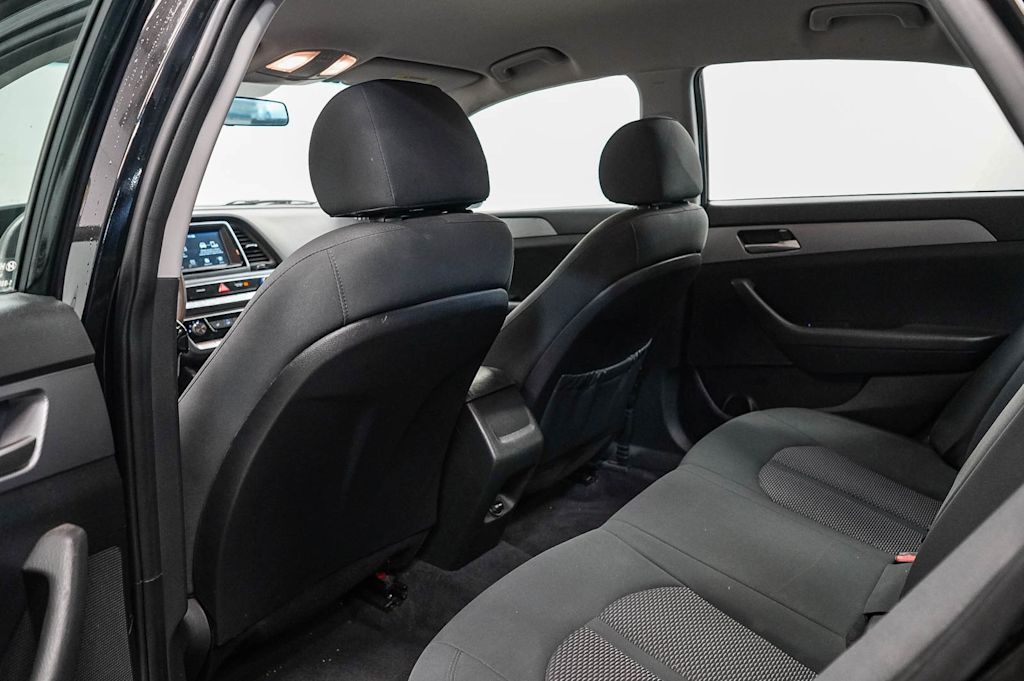 Thumbnail: 2019 Hyundai Sonata - 10