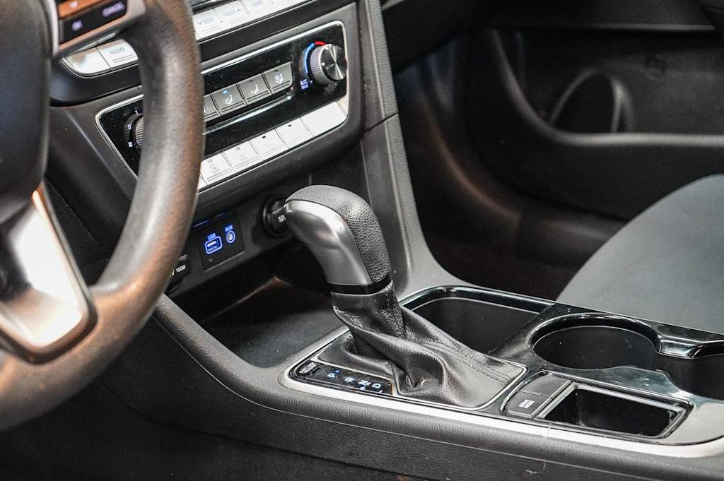 Thumbnail: 2019 Hyundai Sonata - 14