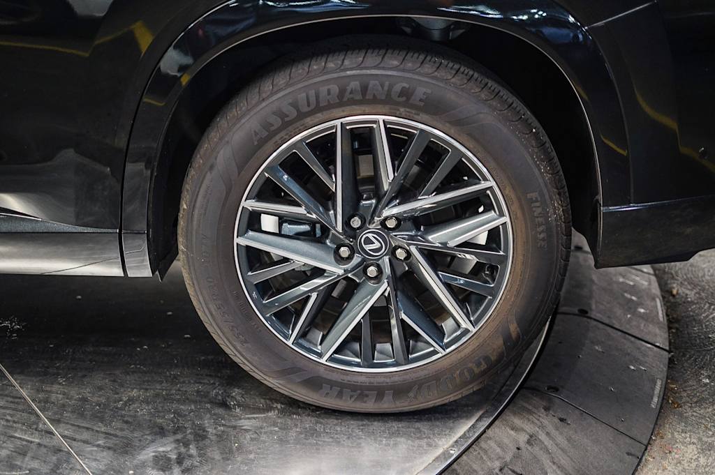 Thumbnail: 2025 Lexus TX - 6