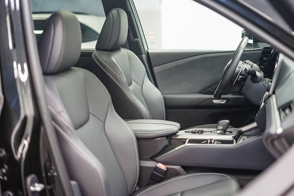 Thumbnail: 2025 Lexus TX - 9