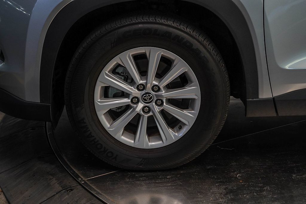 Thumbnail: 2025 Toyota Grand Highlander - 7