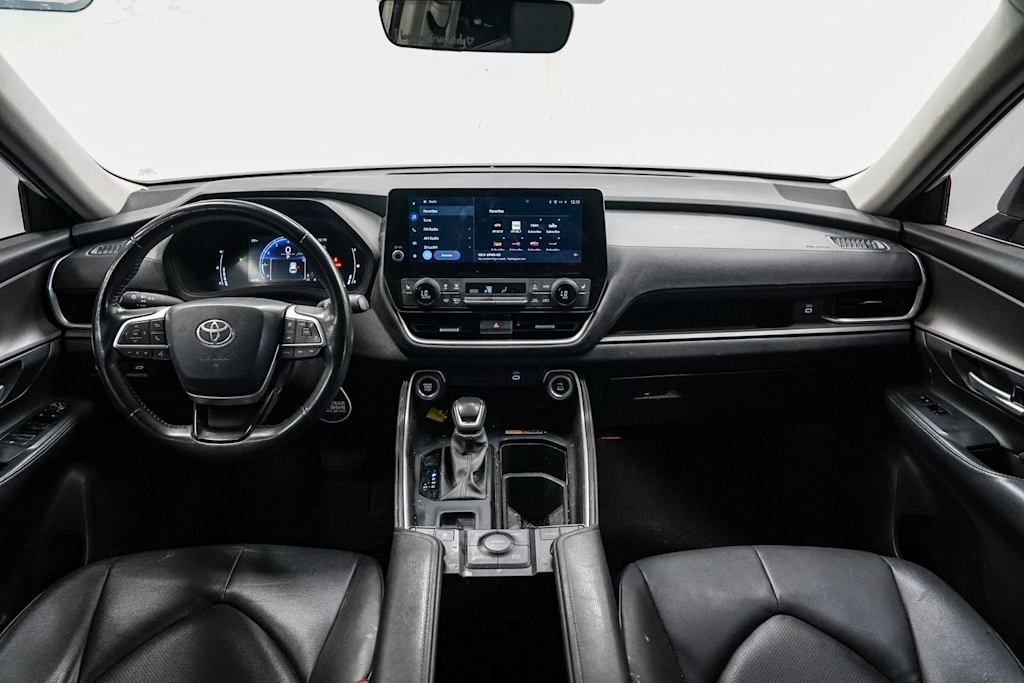 Thumbnail: 2024 Toyota Grand Highlander - 2