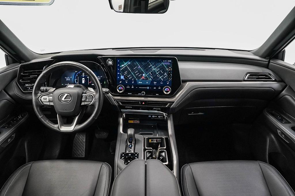 Thumbnail: 2025 Lexus TX - 2