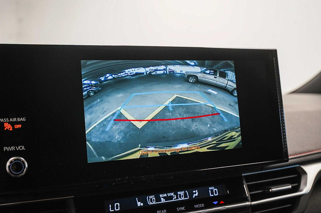 Thumbnail: 2025 Toyota Sienna - 29