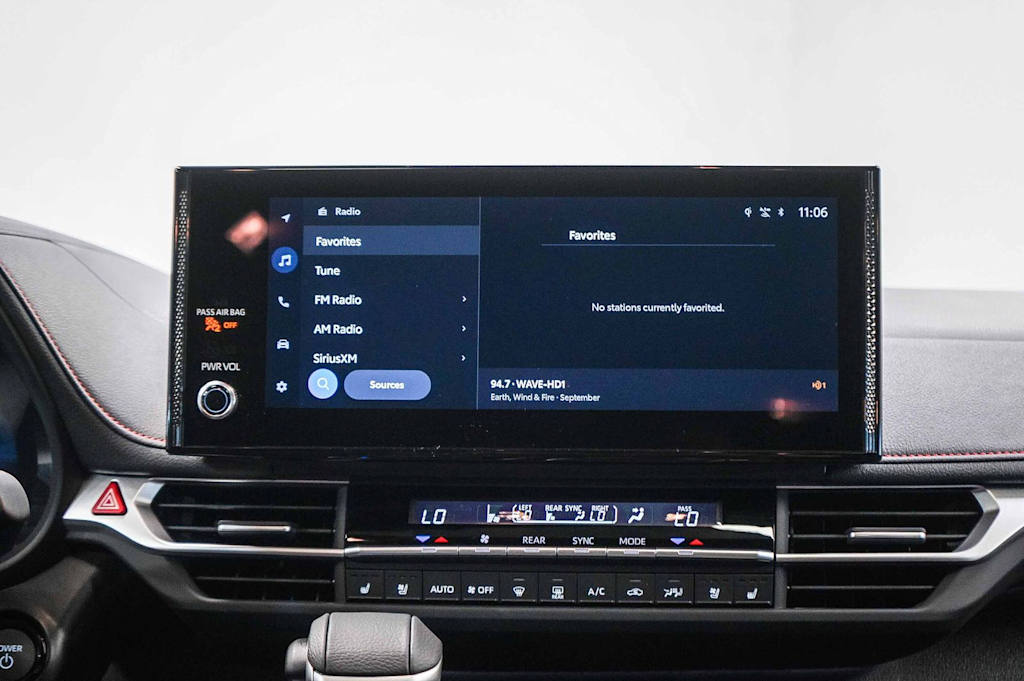 Thumbnail: 2025 Toyota Sienna - 15