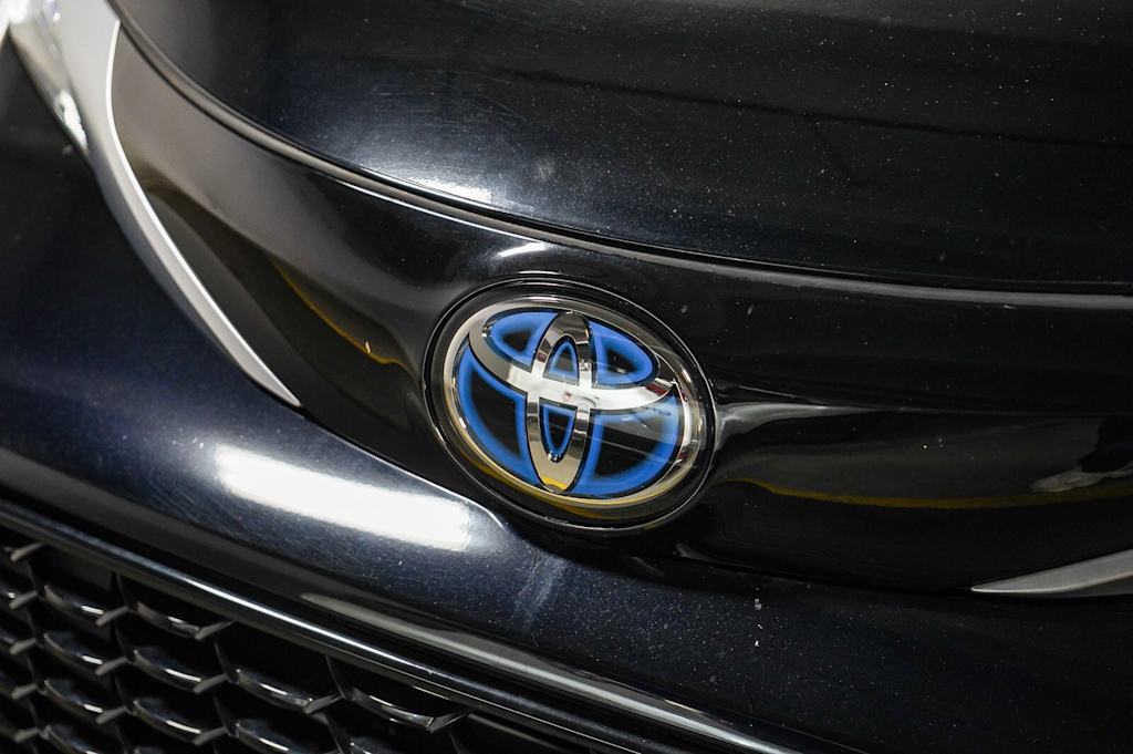 Thumbnail: 2023 Toyota Sienna - 6