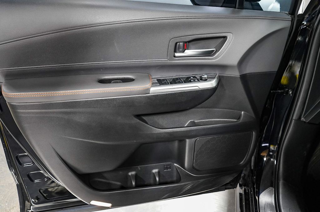 Thumbnail: 2023 Toyota Sienna - 26