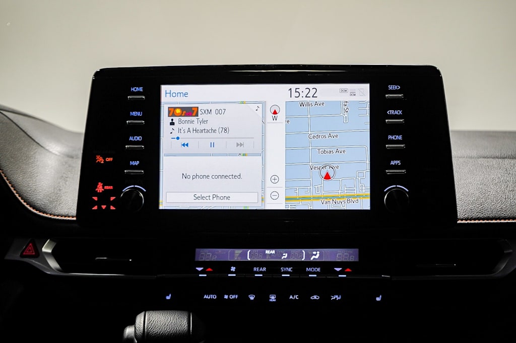 Thumbnail: 2023 Toyota Sienna - 14