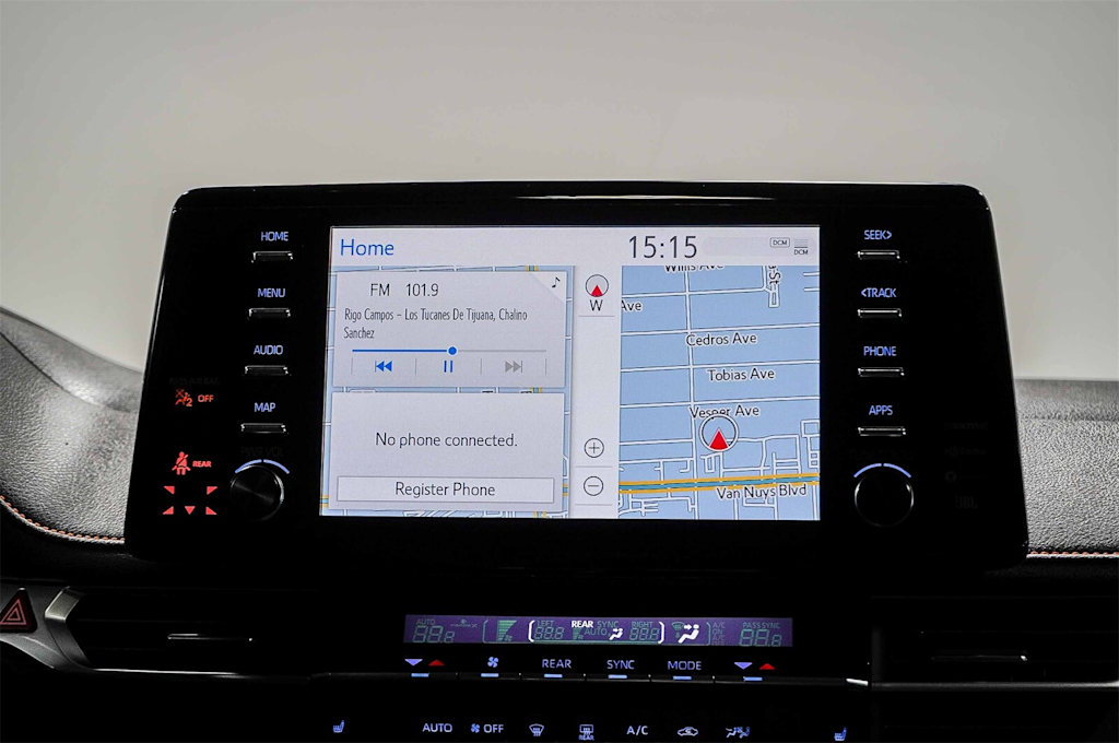 Thumbnail: 2023 Toyota Sienna - 14