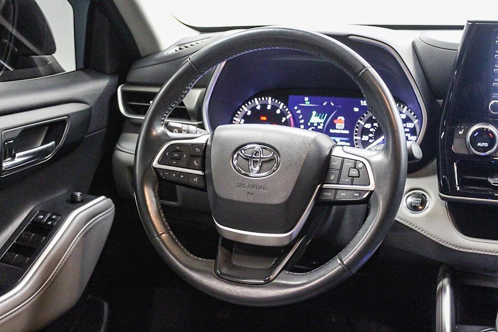 2022 Toyota Highlander XLE 9