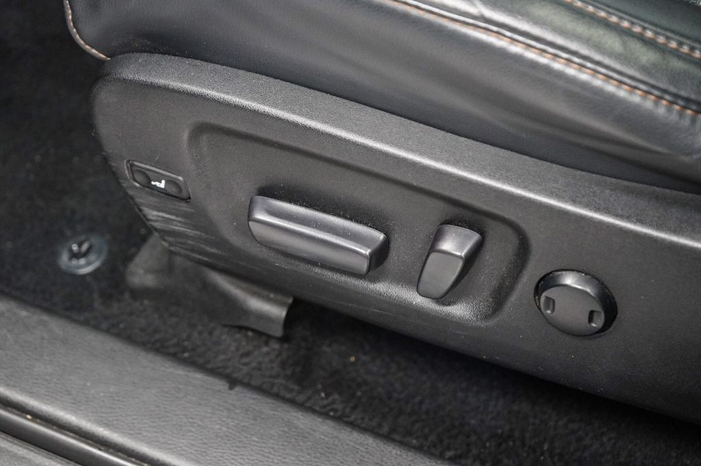 Thumbnail: 2019 Toyota Highlander - 27