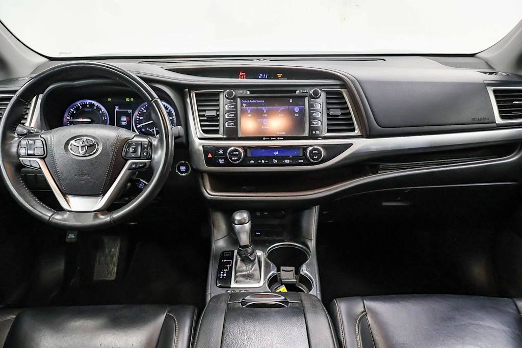 2019 Toyota Highlander XLE 2