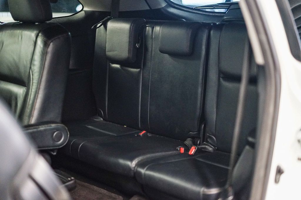 Thumbnail: 2014 Toyota Highlander - 25