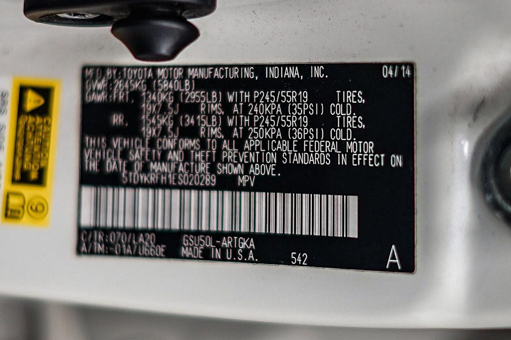 Thumbnail: 2014 Toyota Highlander - 16