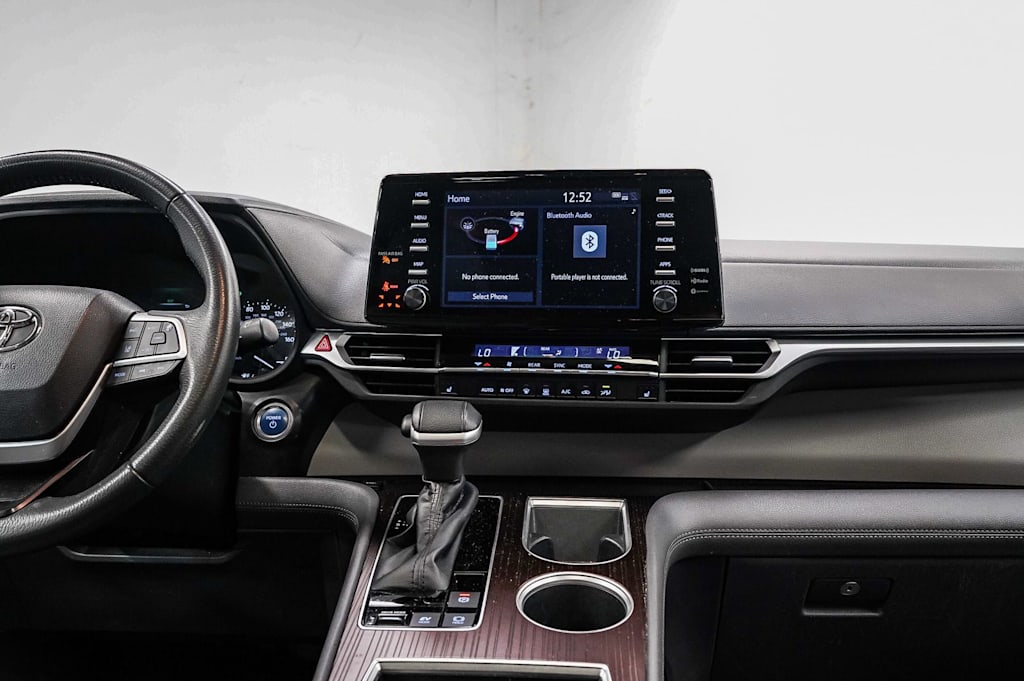 Thumbnail: 2023 Toyota Sienna - 7