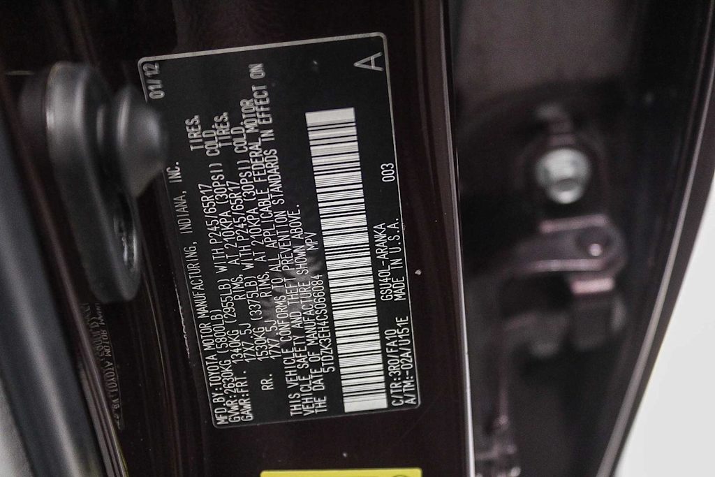 Thumbnail: 2012 Toyota Highlander - 27