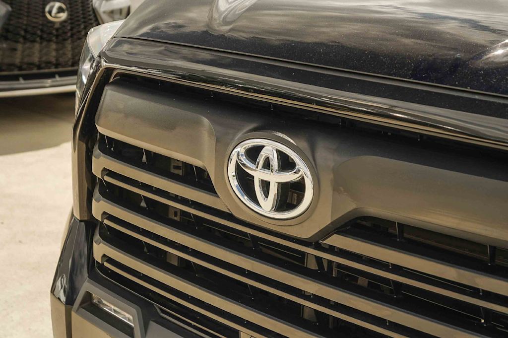 Thumbnail: 2024 Toyota Tundra - 6