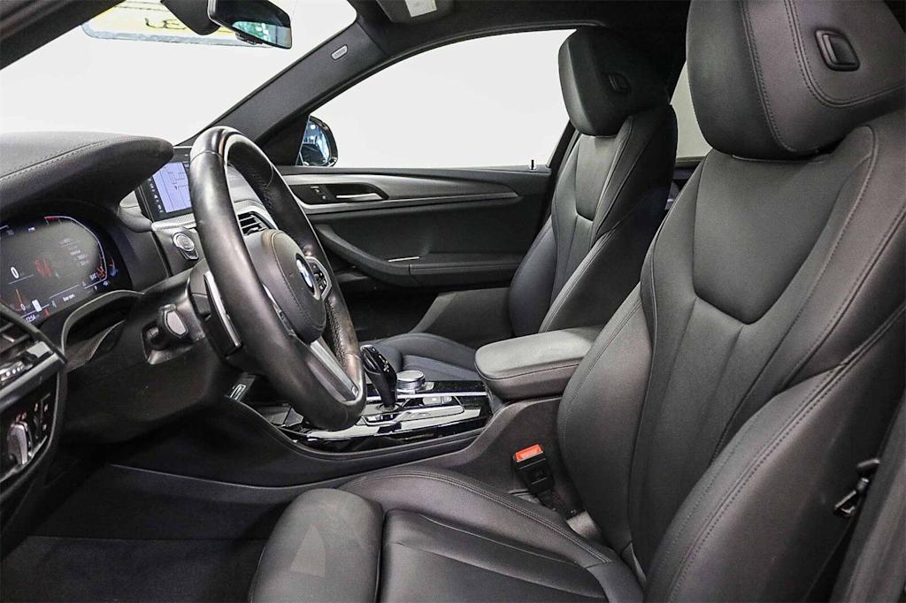 Thumbnail: 2021 BMW X4 - 10