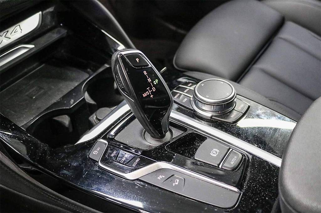 Thumbnail: 2021 BMW X4 - 14