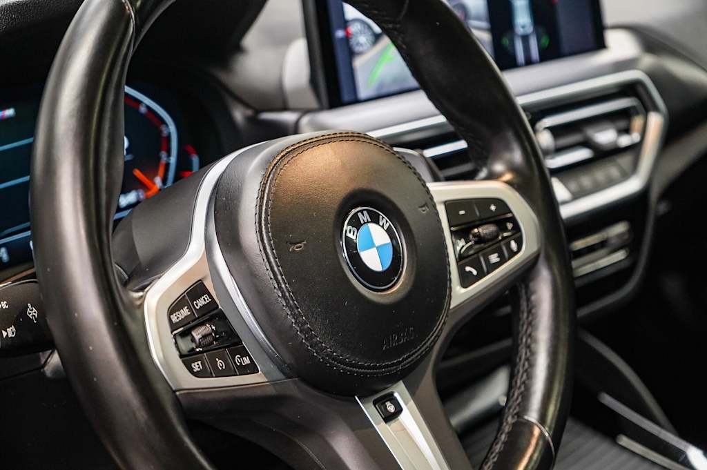 Thumbnail: 2022 BMW X4 - 25