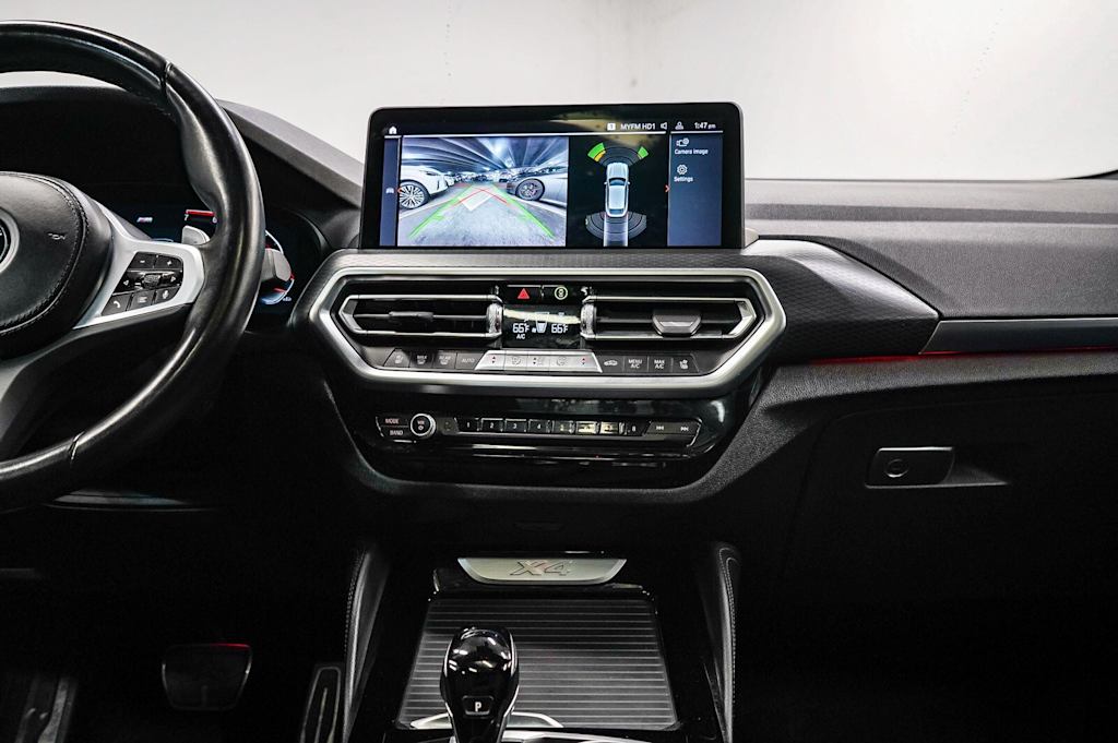 Thumbnail: 2022 BMW X4 - 8