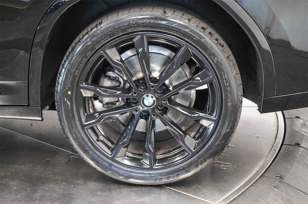 Thumbnail: 2023 BMW X4 - 22