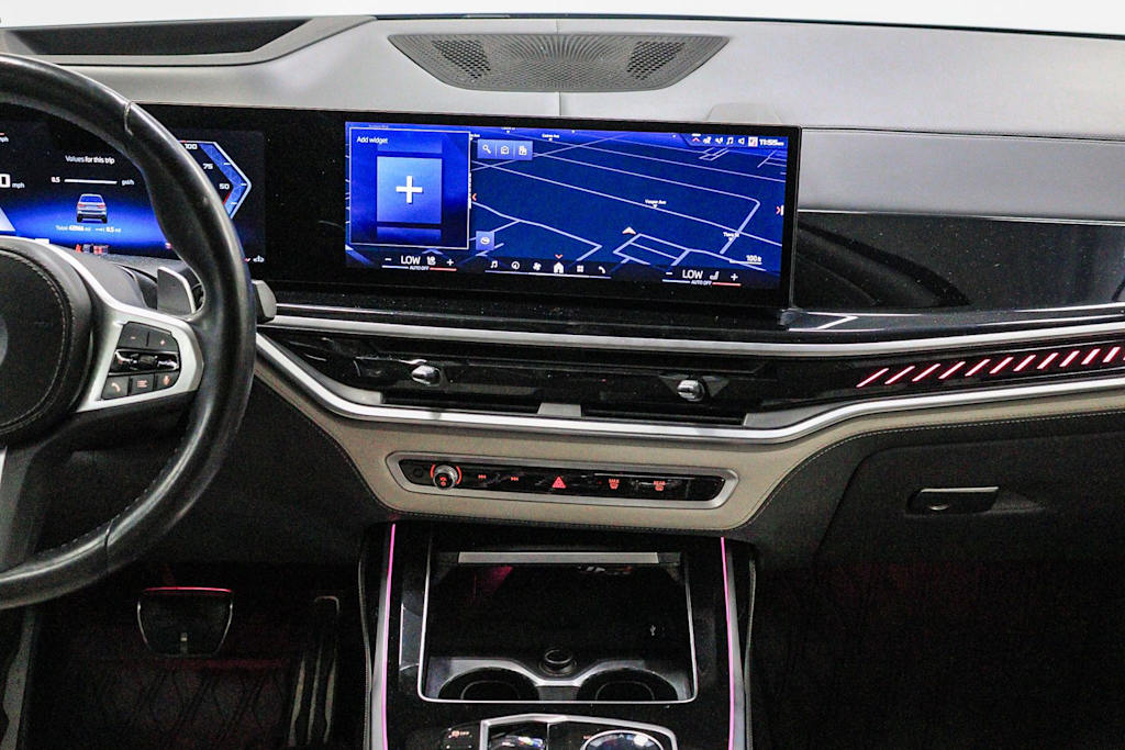 Thumbnail: 2024 BMW X7 - 13
