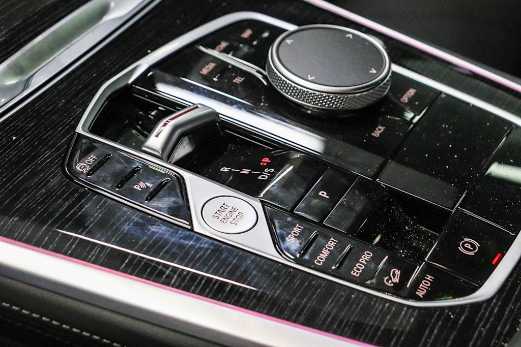 Thumbnail: 2026 BMW X5 - 6