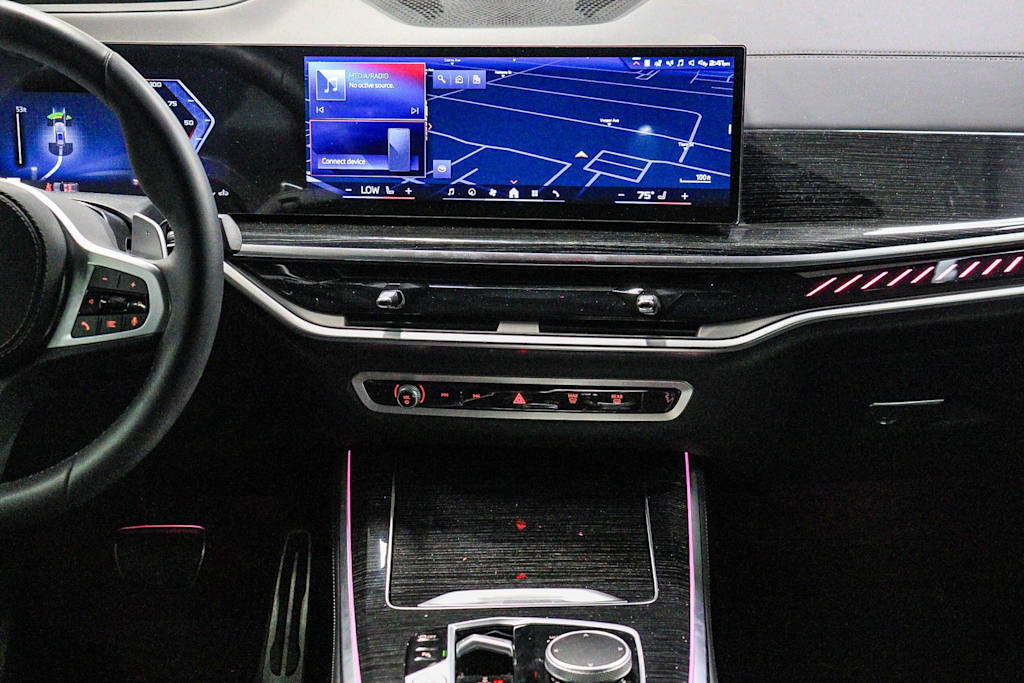 Thumbnail: 2026 BMW X5 - 11