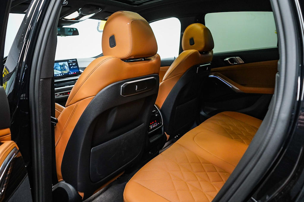 Thumbnail: 2024 BMW X6 - 12