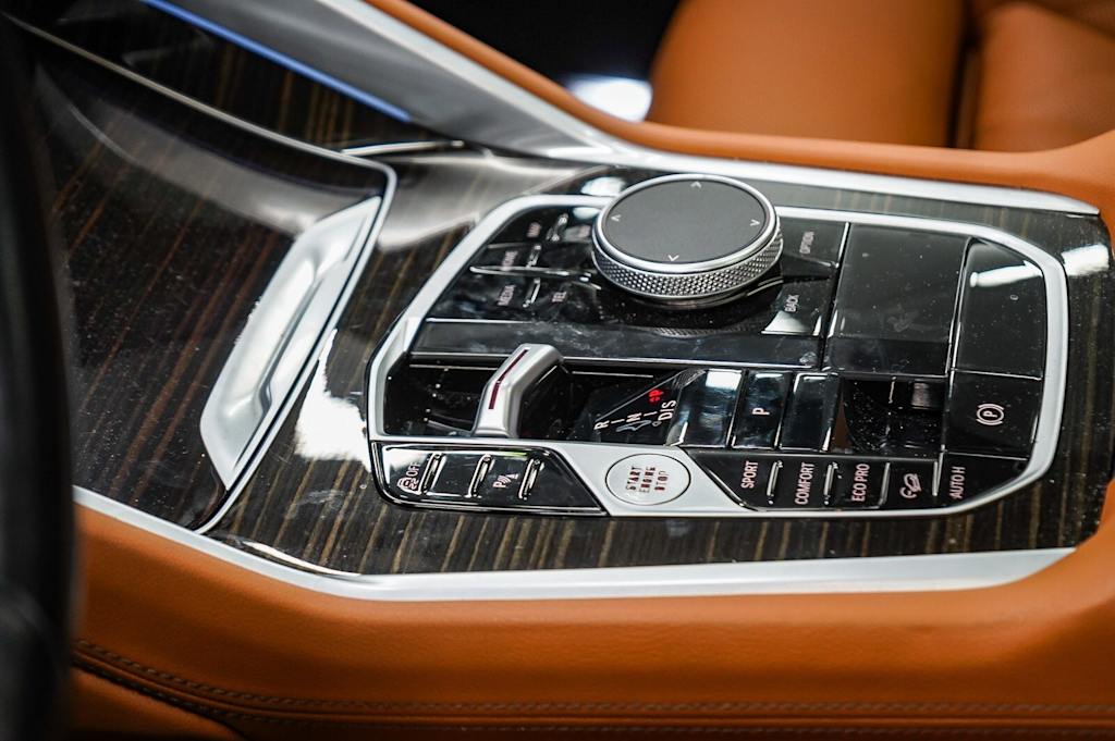 Thumbnail: 2024 BMW X6 - 16