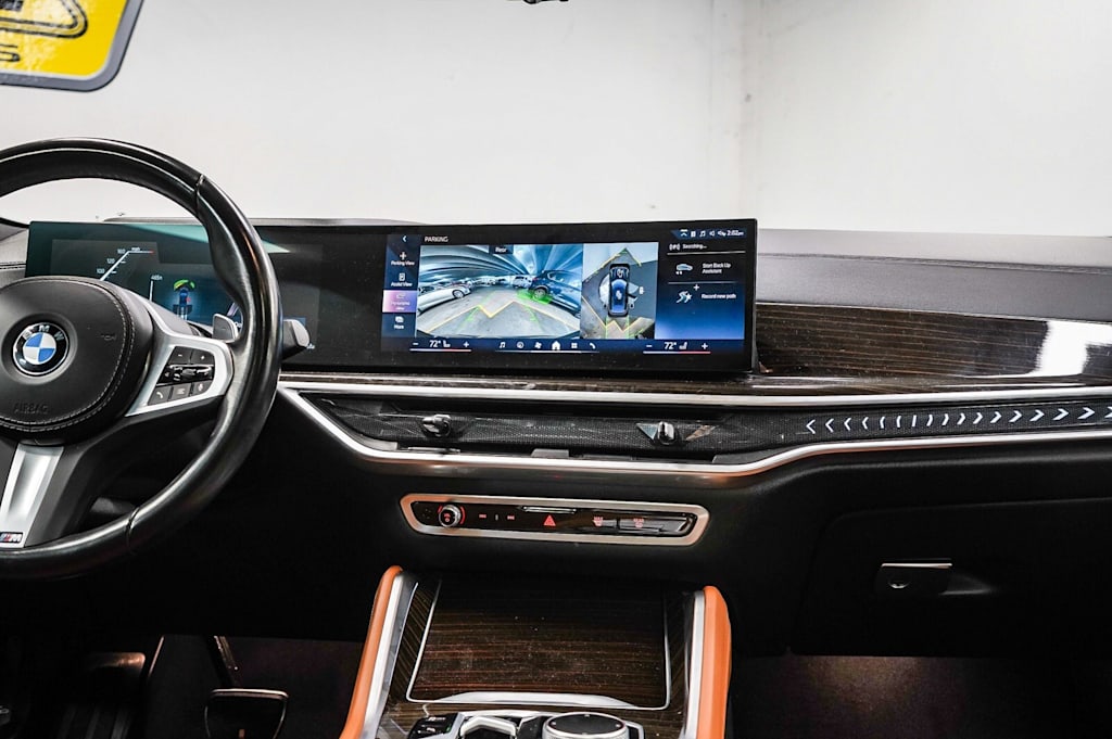 Thumbnail: 2024 BMW X6 - 9