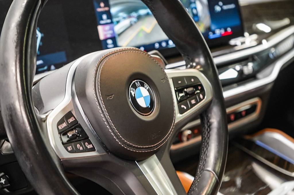 Thumbnail: 2024 BMW X6 - 14