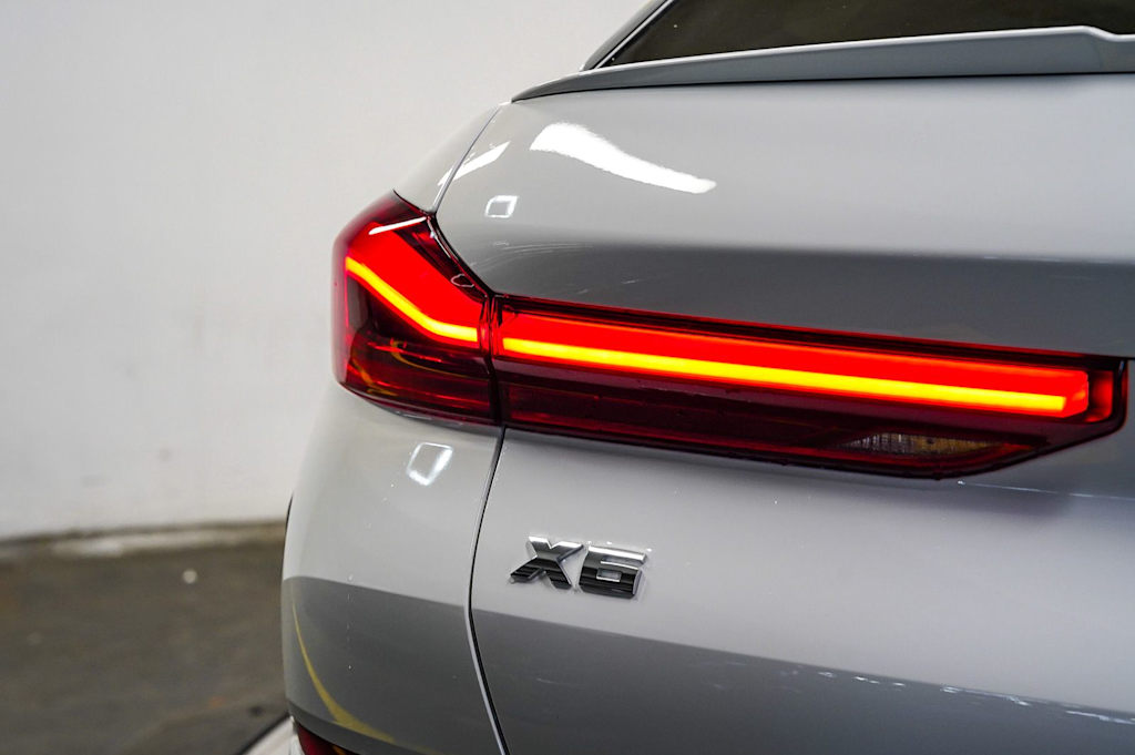 Thumbnail: 2025 BMW X6 - 23