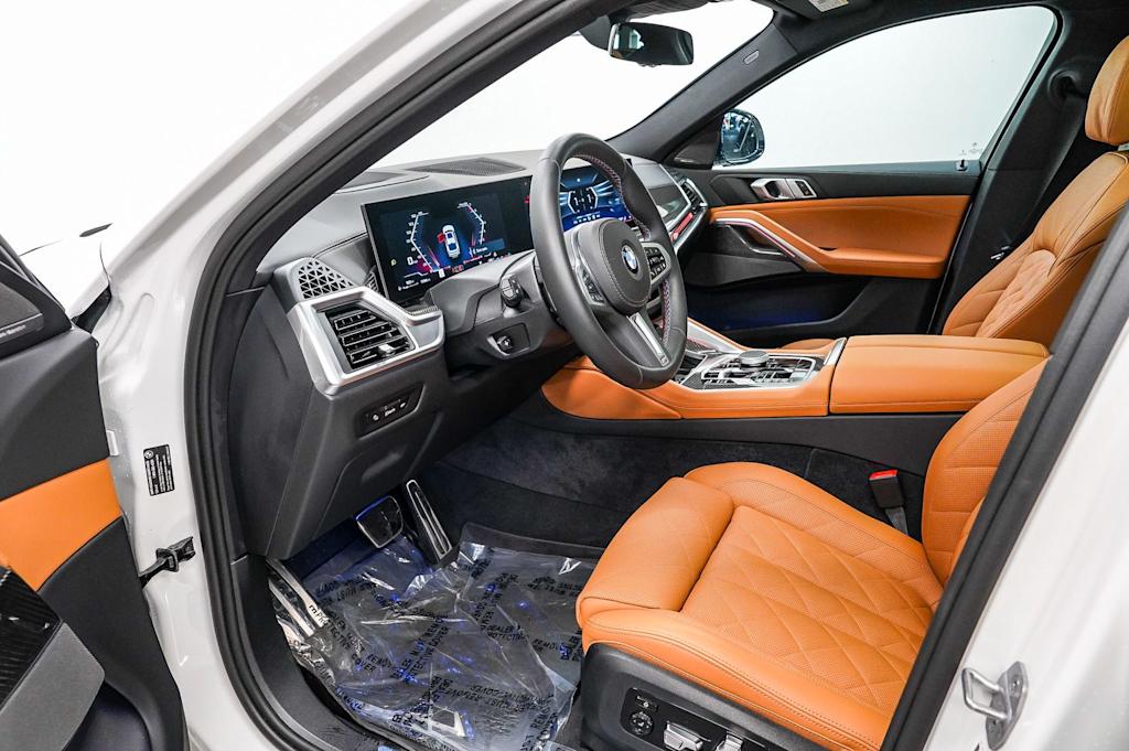 Thumbnail: 2025 BMW X6 - 10