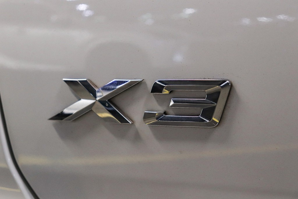 Thumbnail: 2023 BMW X3 - 6