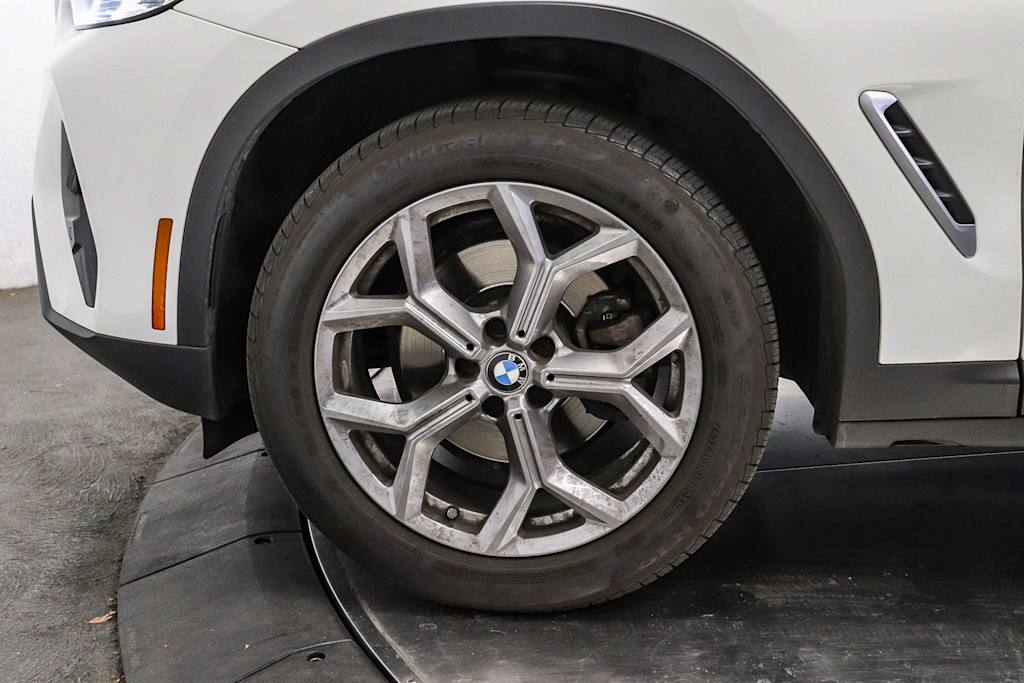 Thumbnail: 2023 BMW X3 - 21
