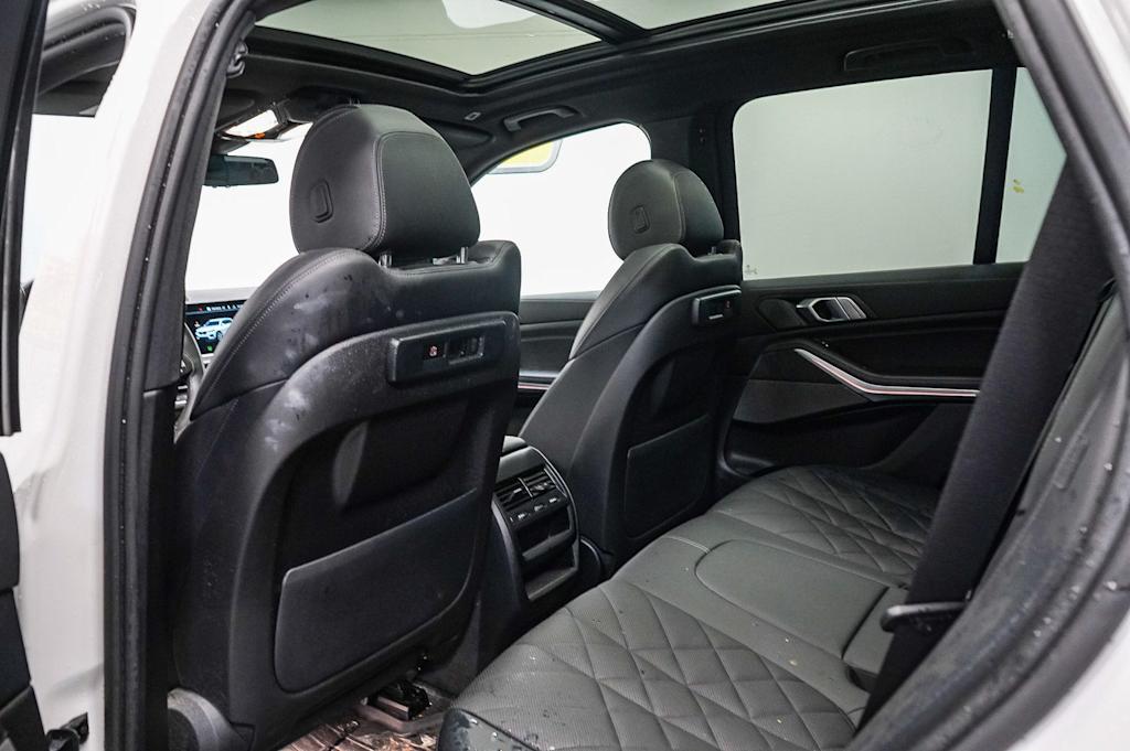 Thumbnail: 2023 BMW X5 - 12