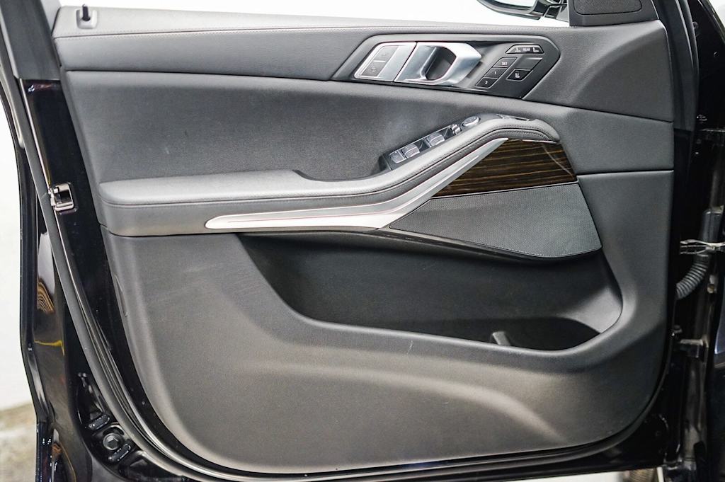 Thumbnail: 2020 BMW X7 - 28