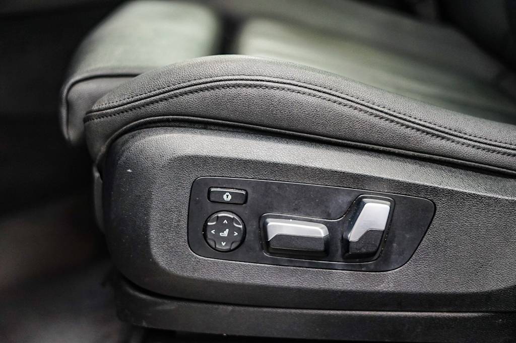 Thumbnail: 2020 BMW X7 - 27