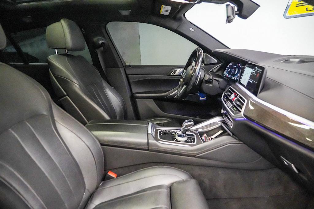 Thumbnail: 2021 BMW X6 - 10