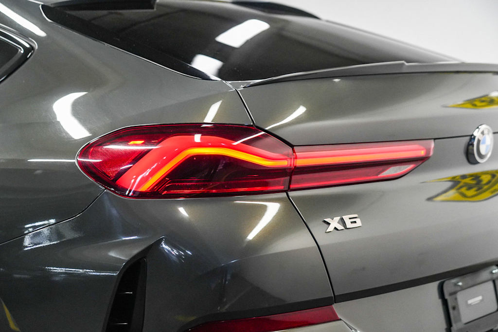 Thumbnail: 2021 BMW X6 - 2