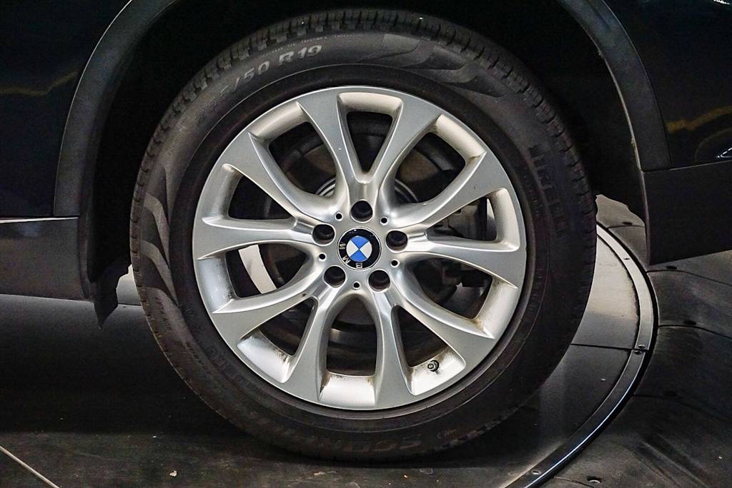 Thumbnail: 2016 BMW X5 - 22