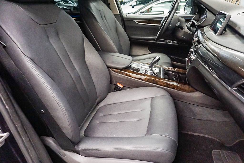 Thumbnail: 2016 BMW X5 - 10